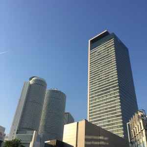 高層ビル新築工事における電気施工管理/大阪市北区